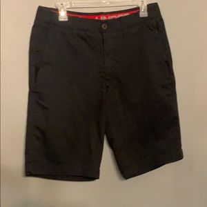 Under Armour Men’s chino shorts size 32